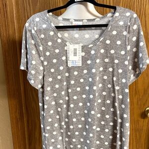 LuLaRoe Gray Scoop Neck Short Sleeve Top with White Polka Dots